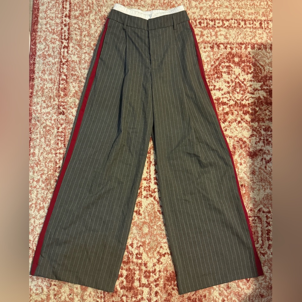 Wide leg pin striped grey pants with red strips on side